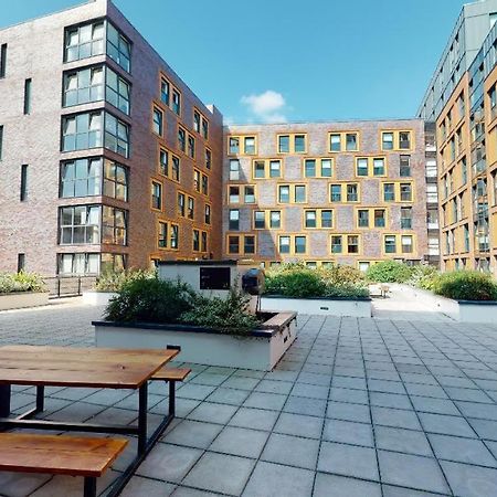 For Students Only Private Bedrooms With Shared Kitchen And Studios At Iq Haywood House In Londres Exterior foto