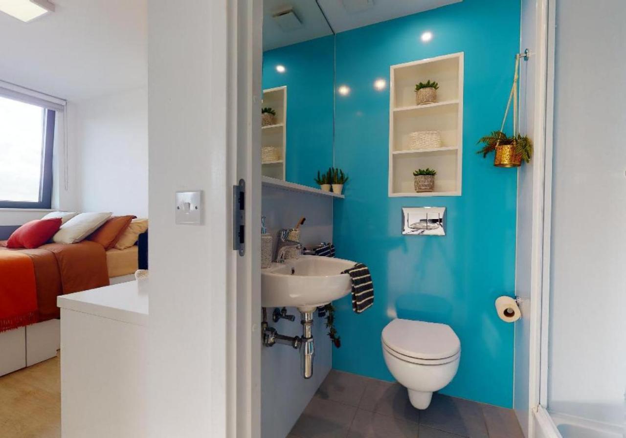 For Students Only Private Bedrooms With Shared Kitchen And Studios At Iq Haywood House In Londres Exterior foto