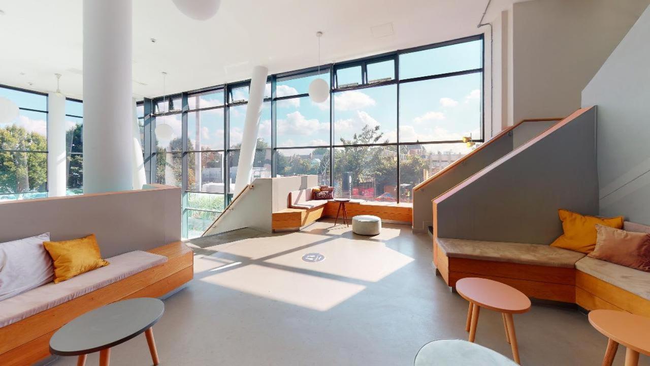 For Students Only Private Bedrooms With Shared Kitchen And Studios At Iq Haywood House In Londres Exterior foto